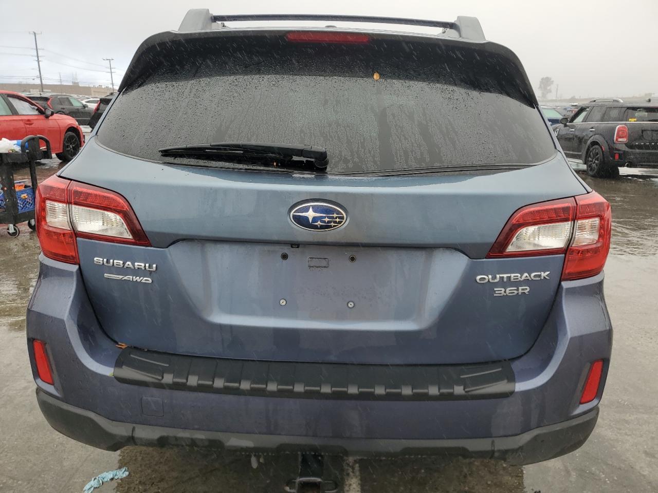 2015 Subaru Outback - Image 6