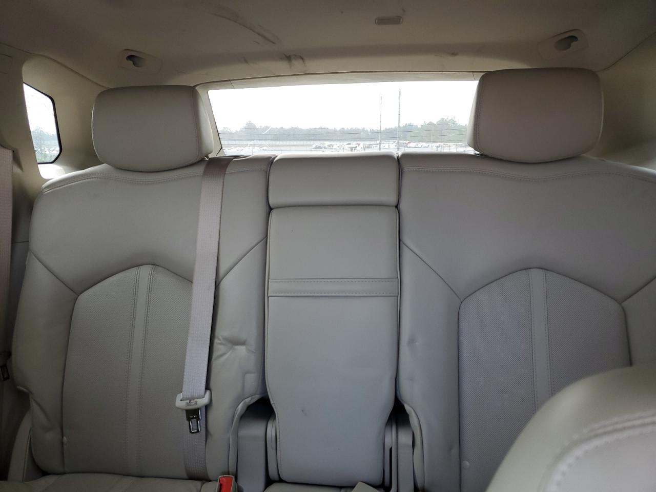 2015 Cadillac SRX - Image 10