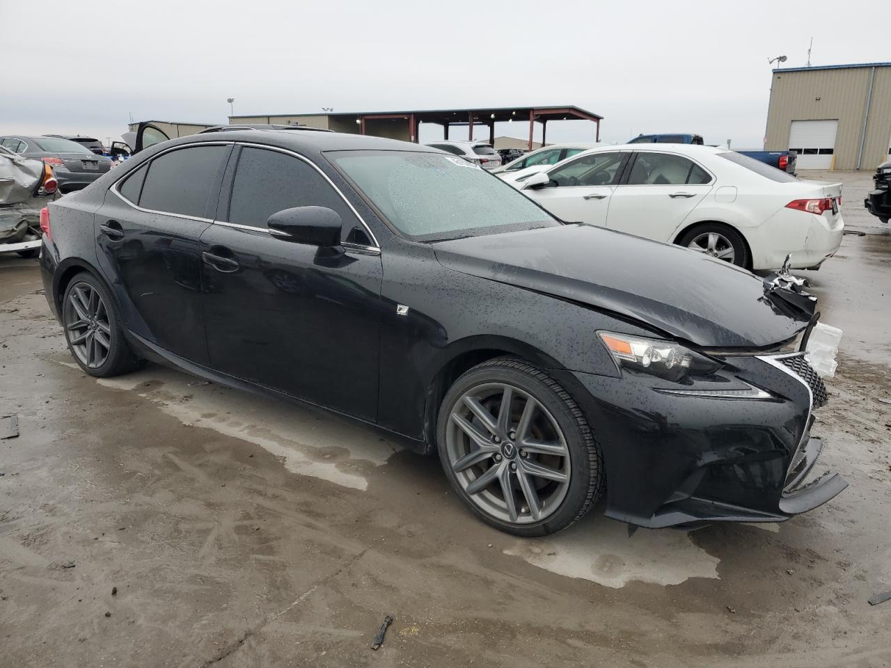 2016 Lexus IS - Image 4