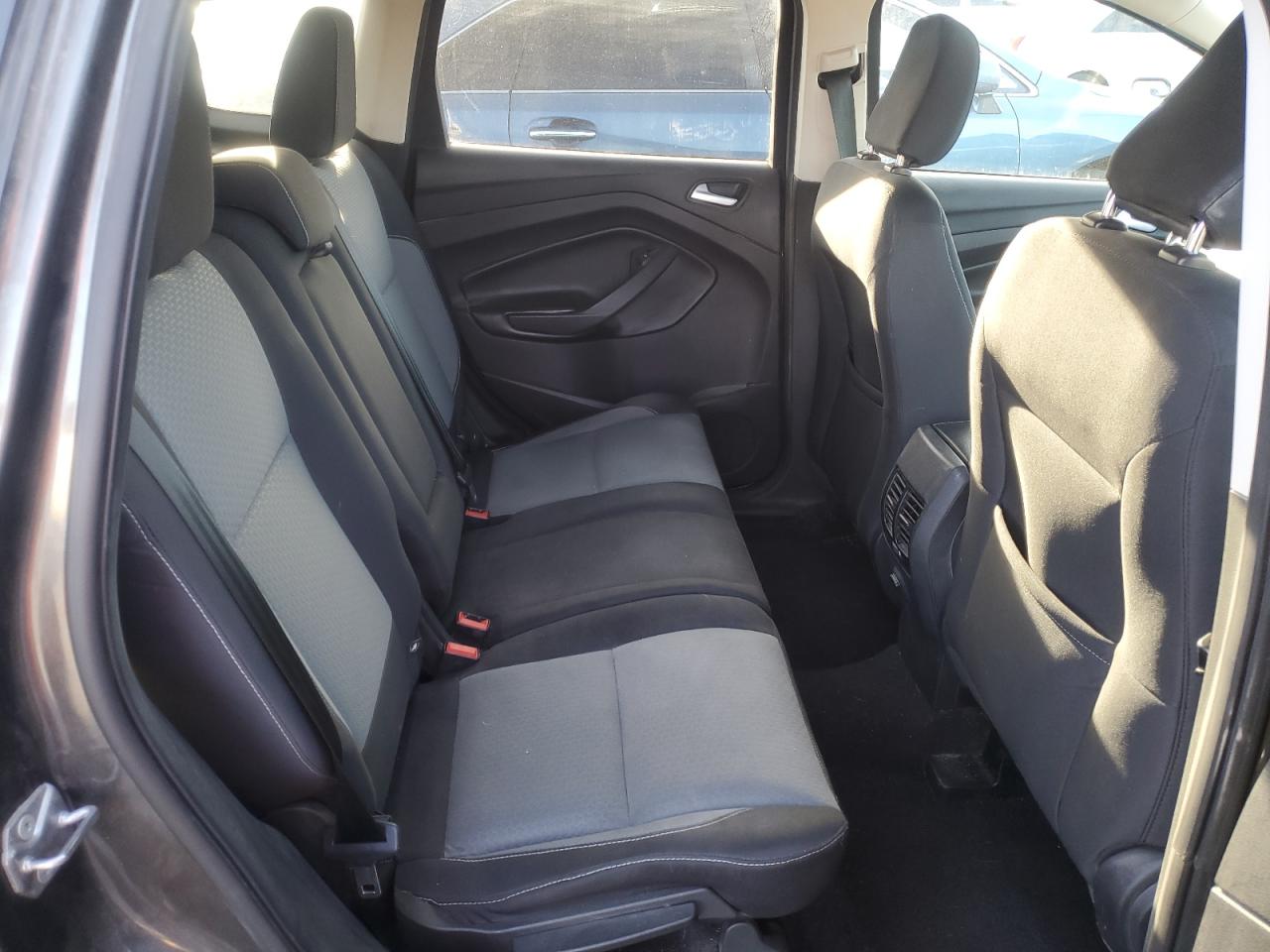 1FMCU0GD1JUD37616 FORD ESCAPE 2018