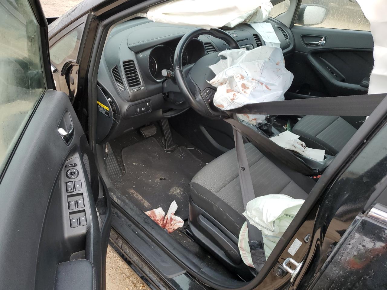 2016 Kia Forte - Image 8