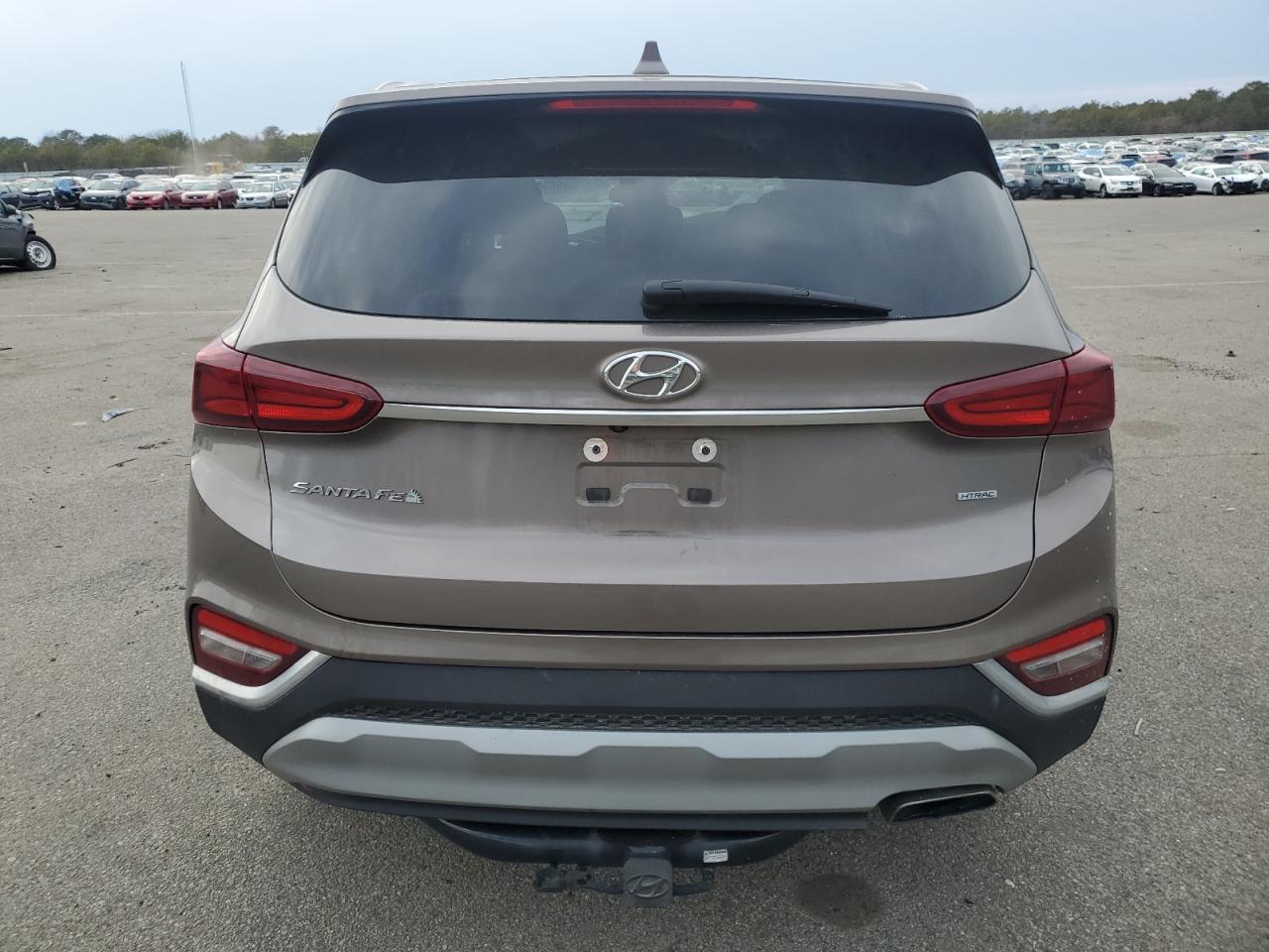 2019 Hyundai Santa Fe - Image 6