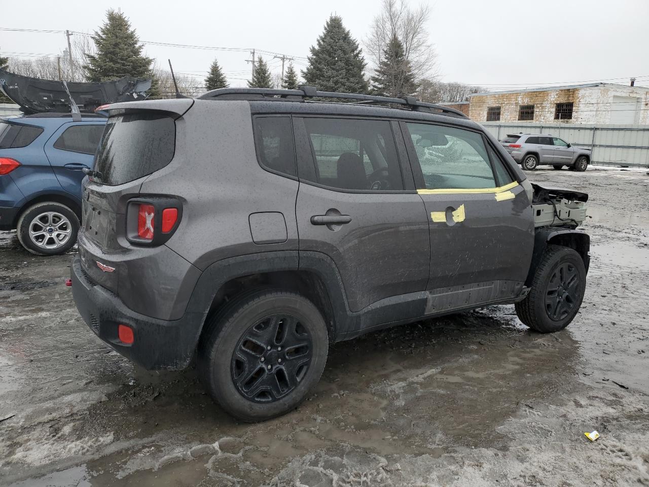 2018 Jeep Renegade - Image 3