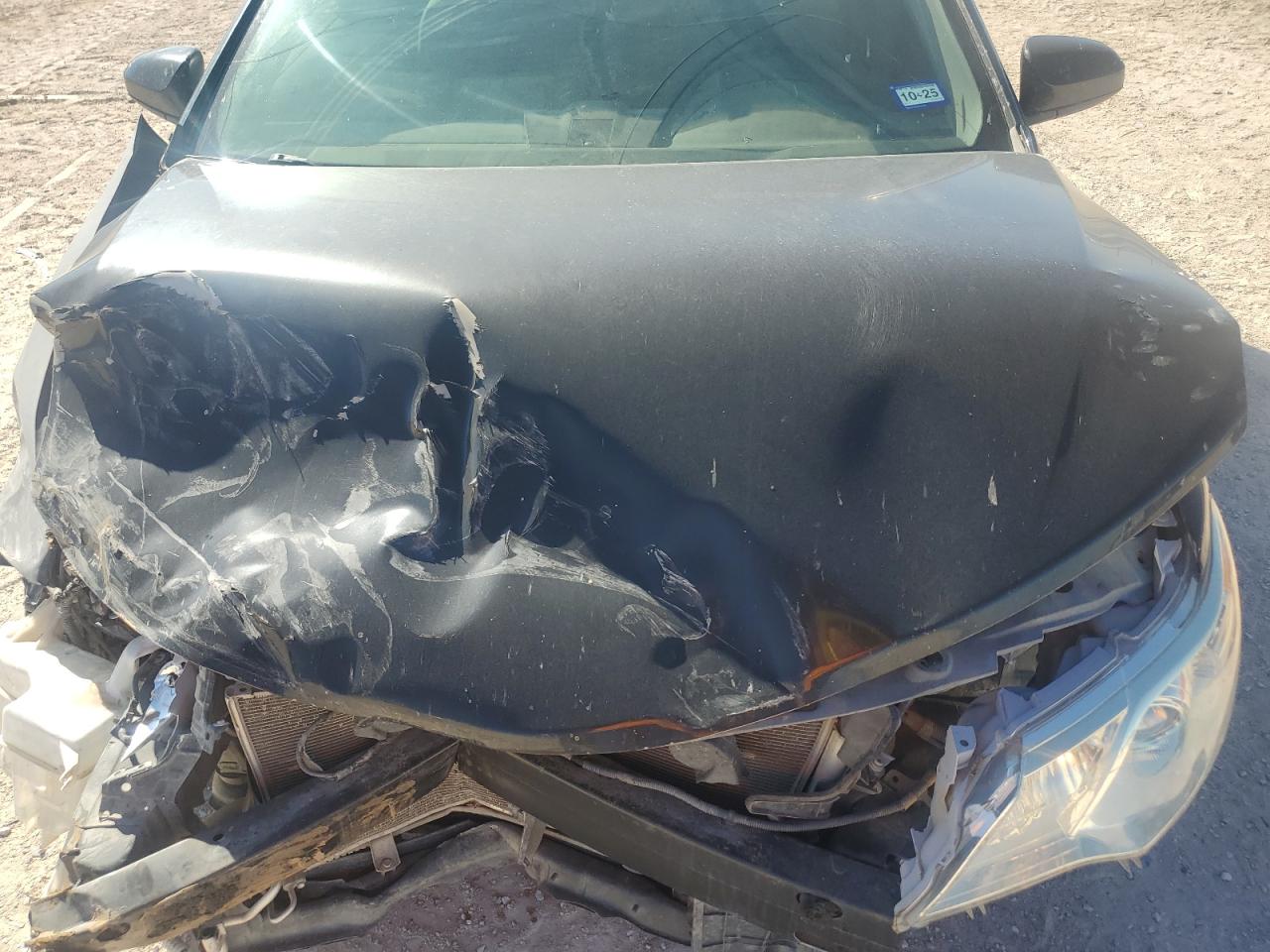 2012 Toyota Camry - Image 12