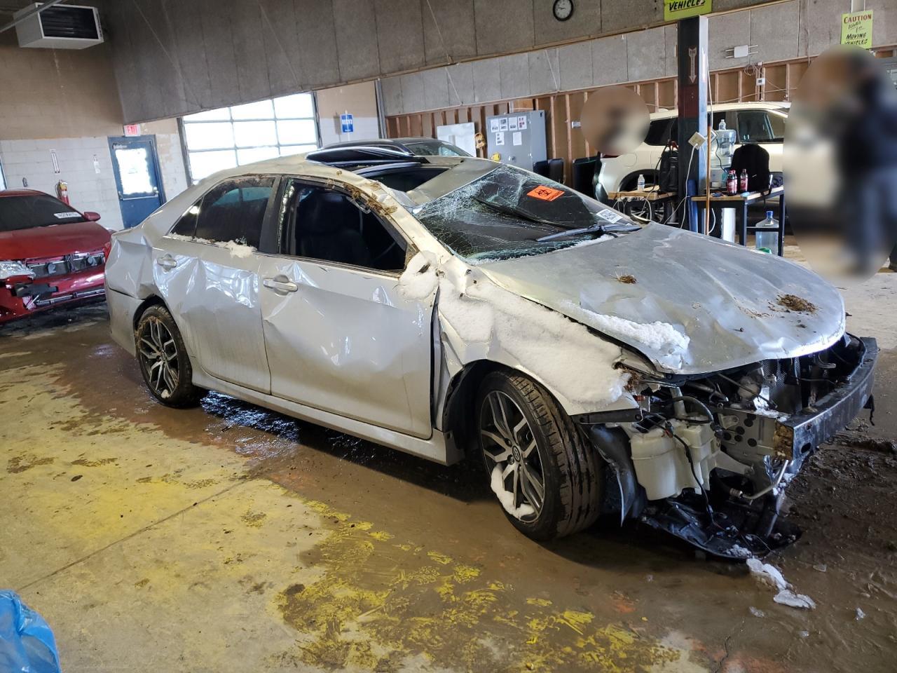 2012 Toyota Camry - Image 4