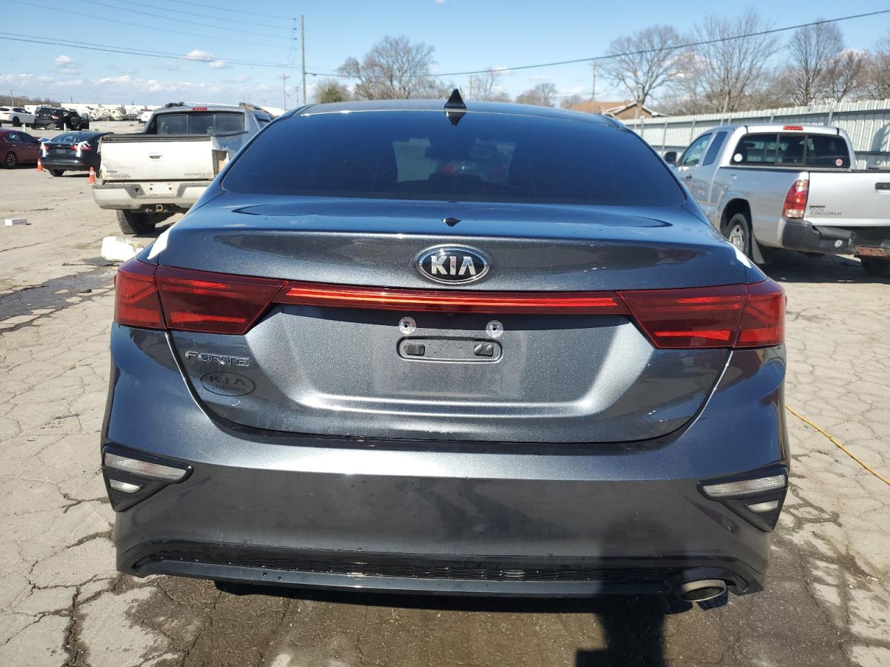 2020 Kia Forte - Image 6