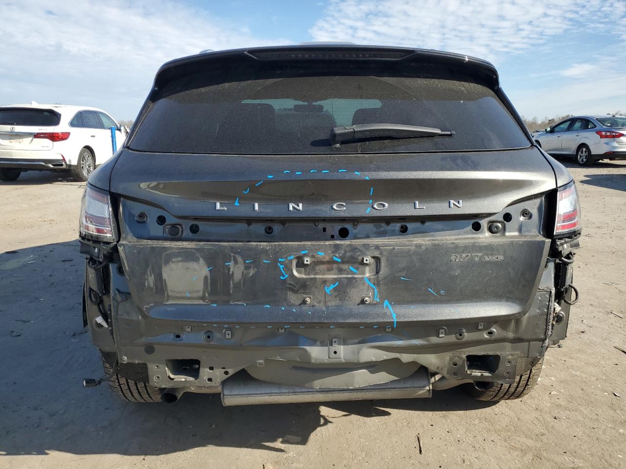2019 Lincoln Nautilus - Image 6