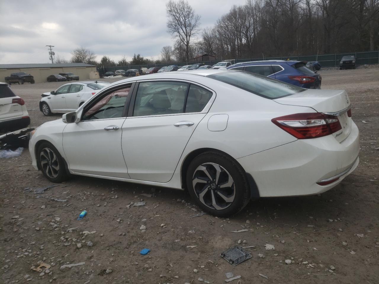 1HGCR2F85GA077125 HONDA ACCORD 2016