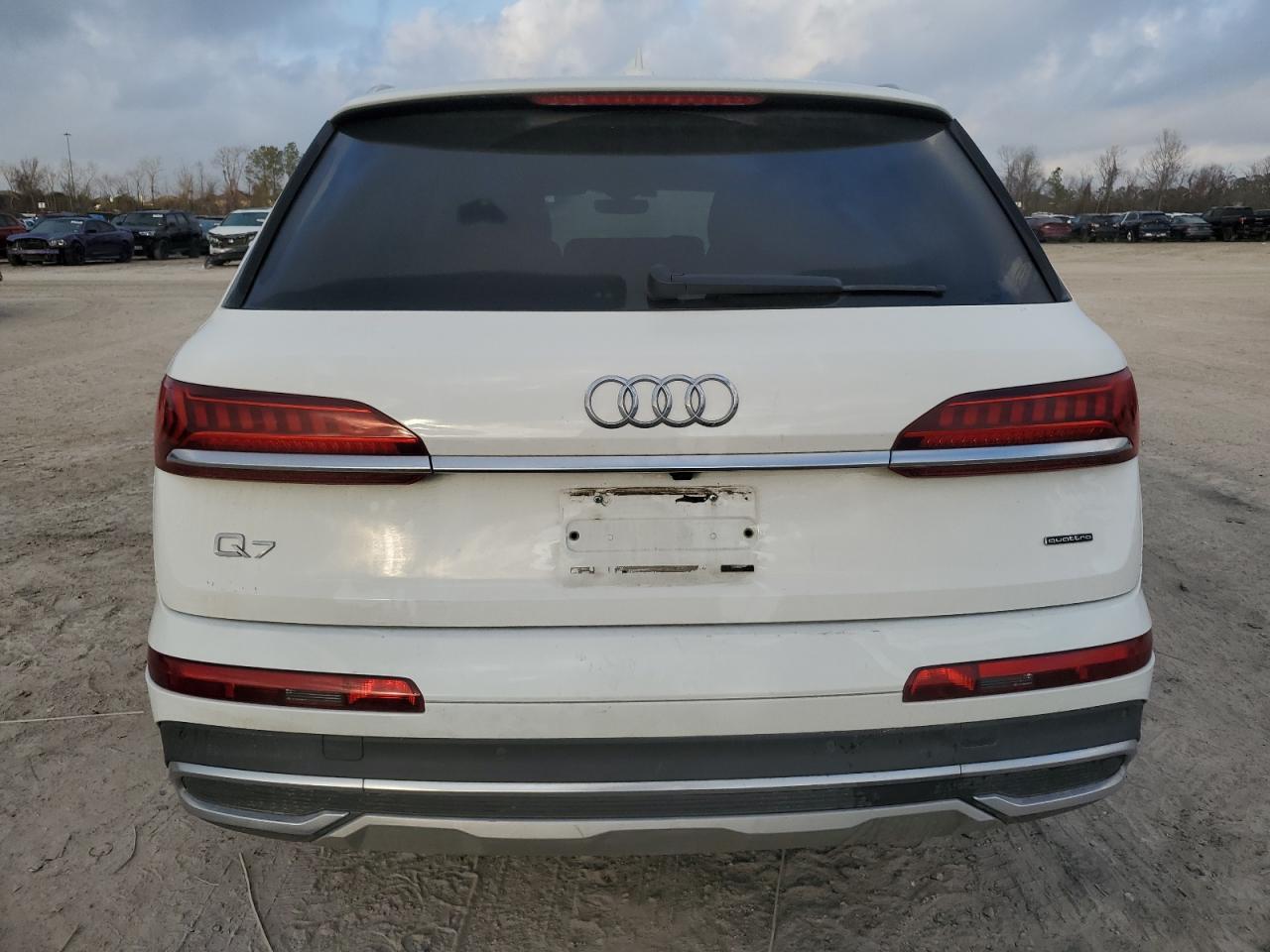 2022 Audi Q7 - Image 6