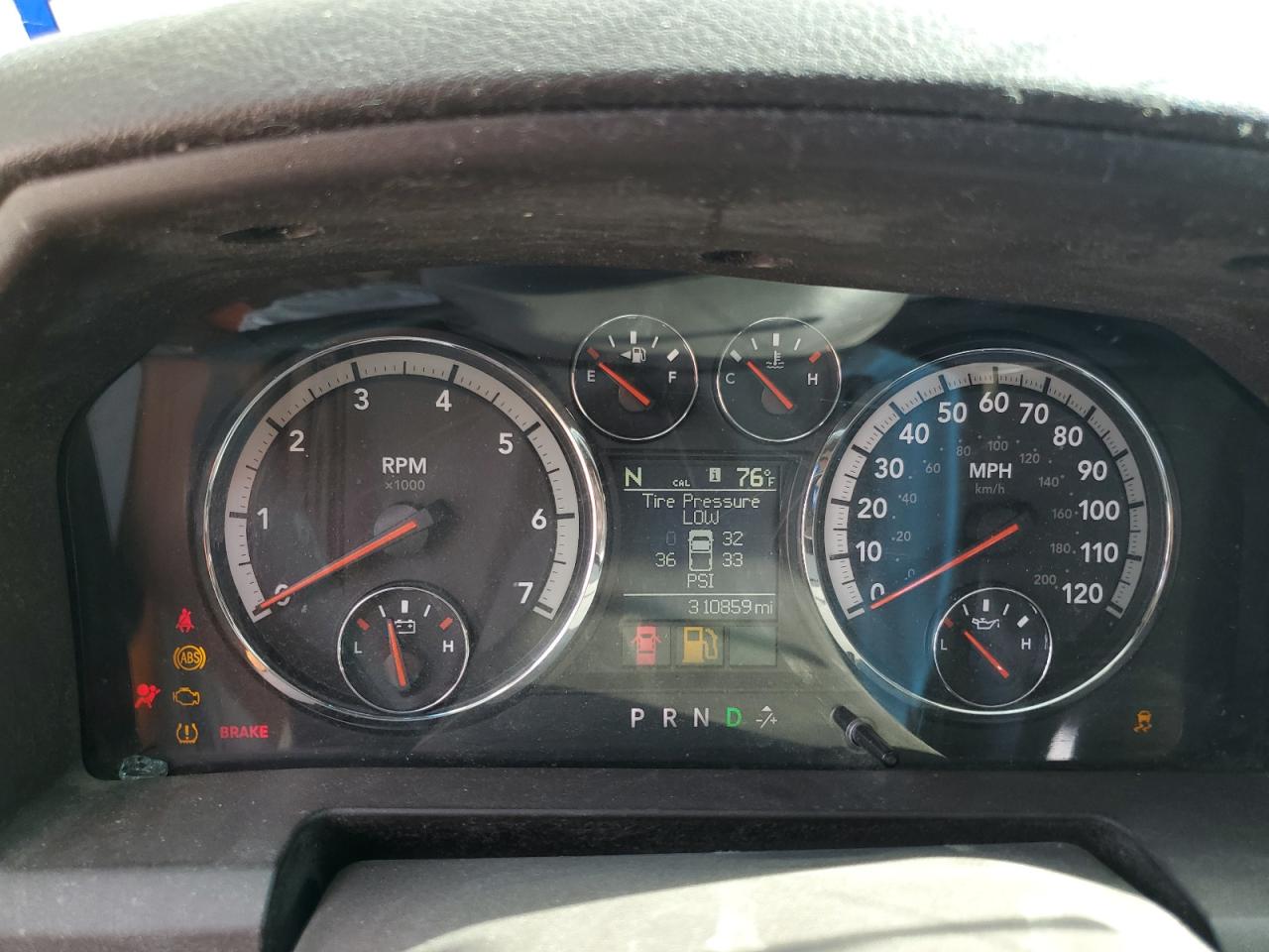 2011 Dodge RAM - Image 9