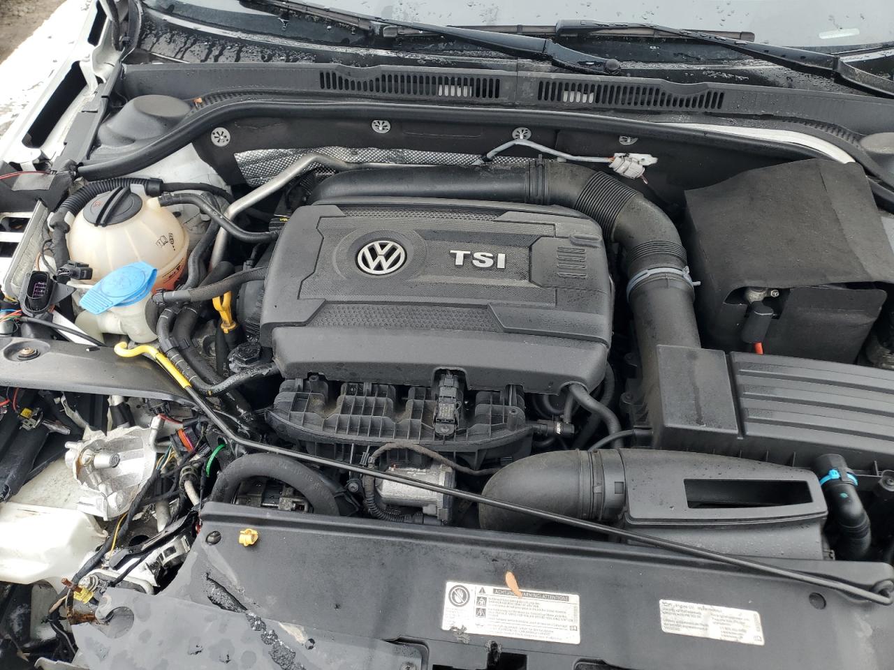 2016 Volkswagen Jetta - Image 11
