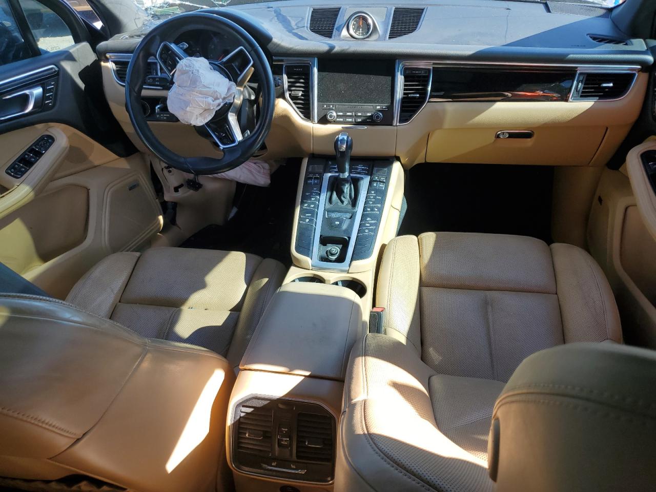 2018 Porsche Macan - Image 8