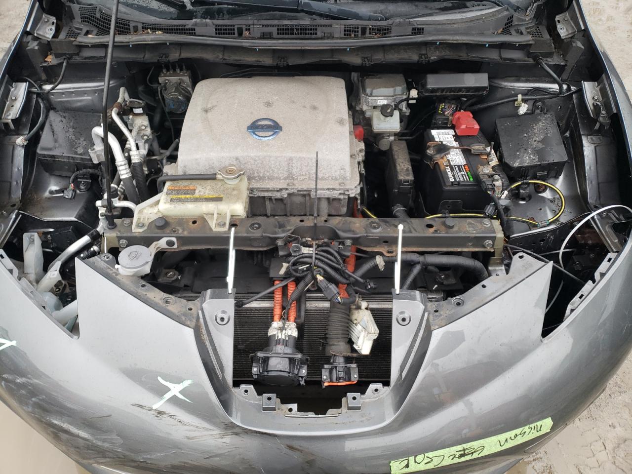2015 Nissan Leaf - Image 11