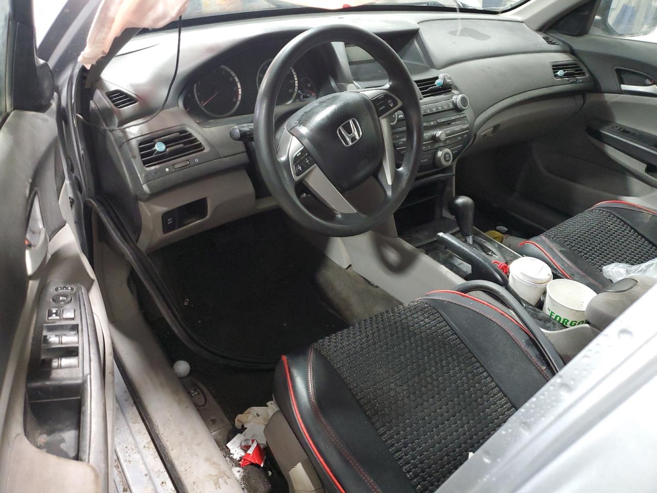 2009 Honda Accord - Image 8
