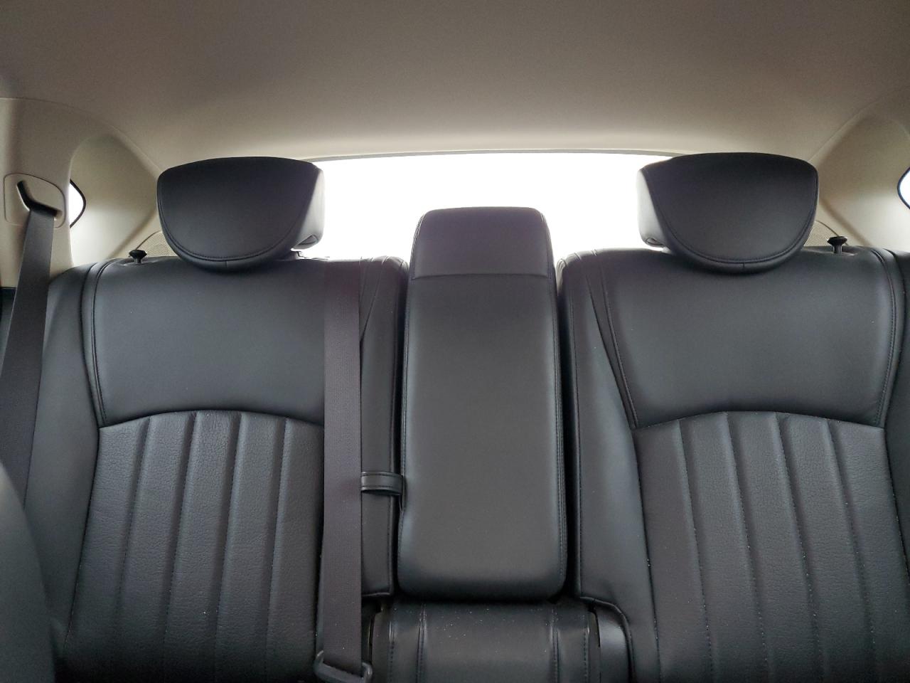 2017 Infiniti QX50 - Image 10