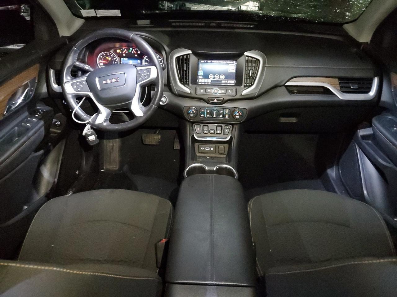 2021 GMC Terrain - Image 8