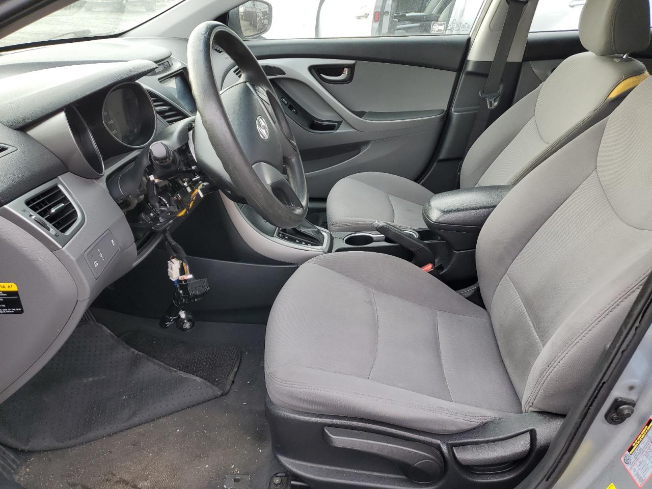 2015 Hyundai Elantra - Image 7