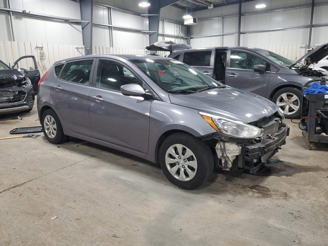 2017 Hyundai Accent - Image 4