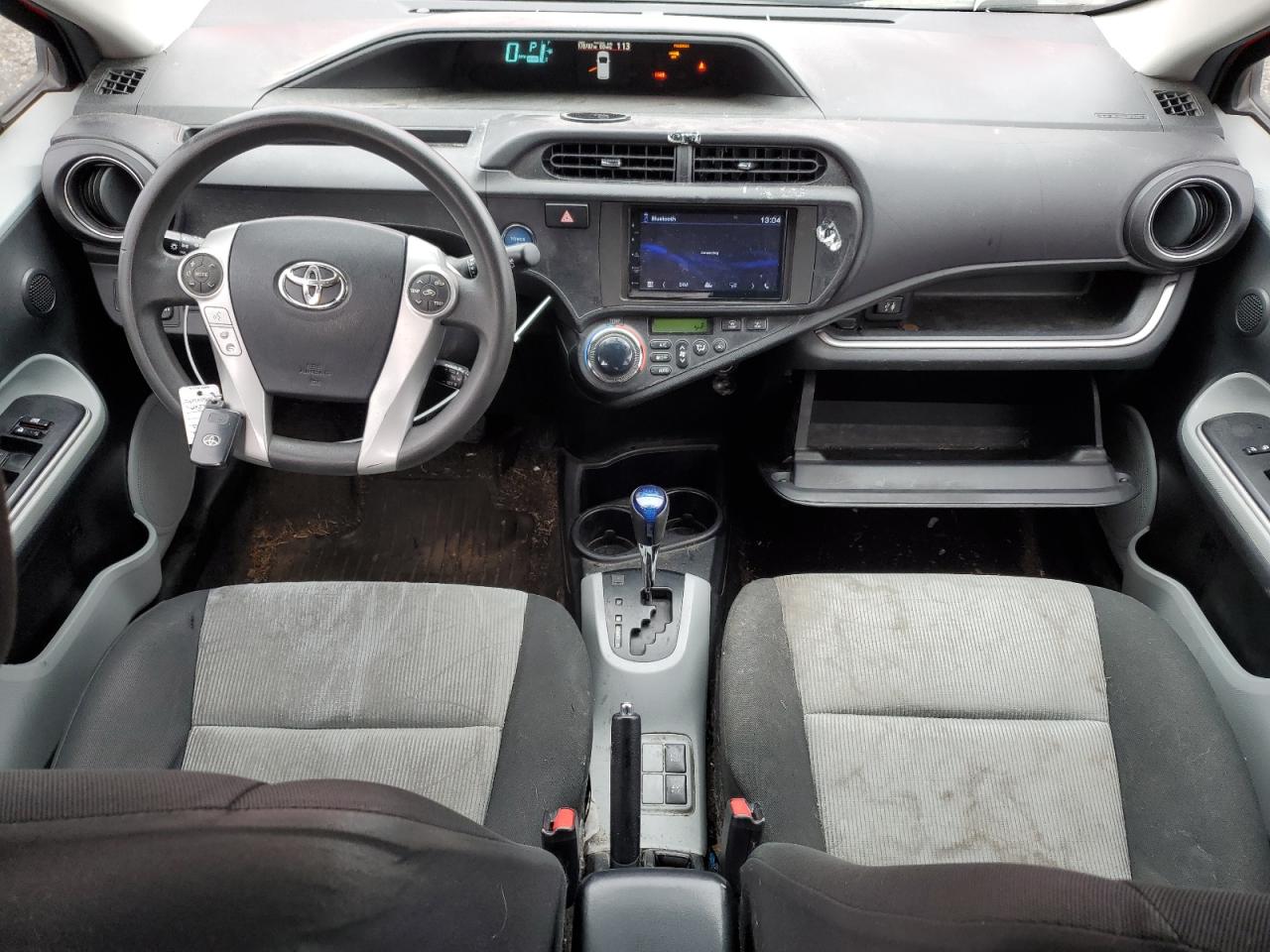 2014 Toyota Prius - Image 8