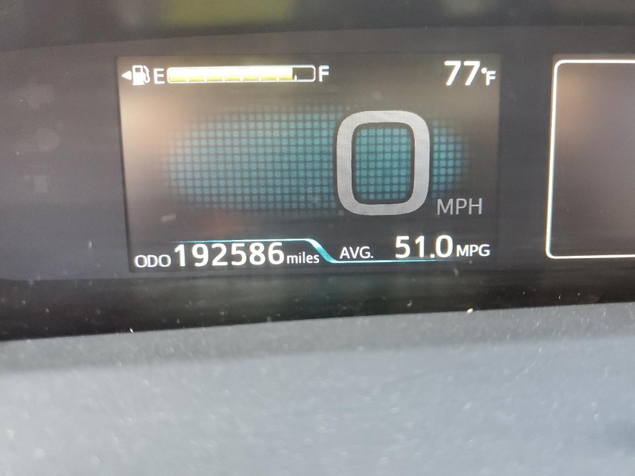 2016 Toyota Prius - Image 9