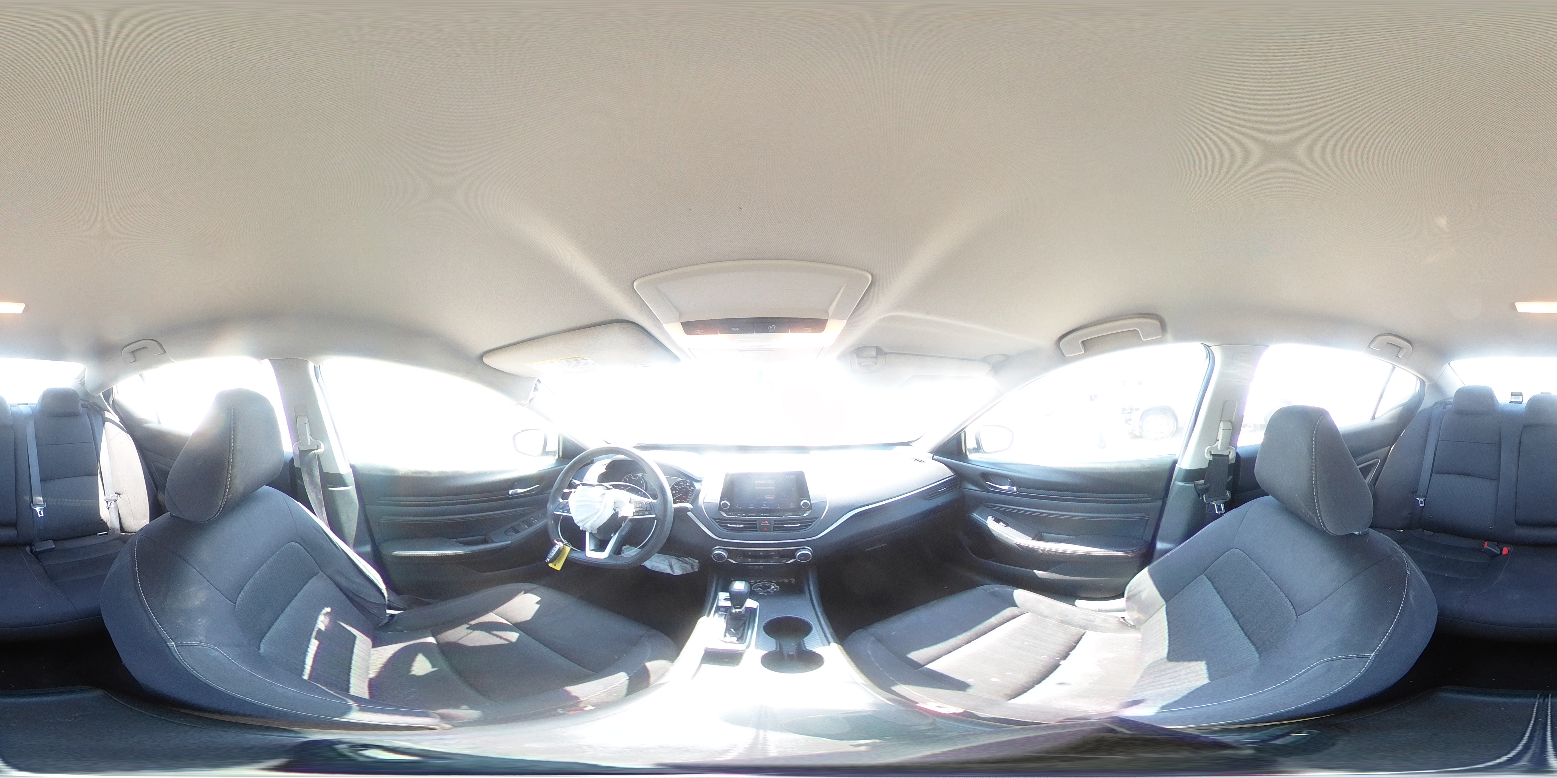 2020 Nissan Altima - Image 13