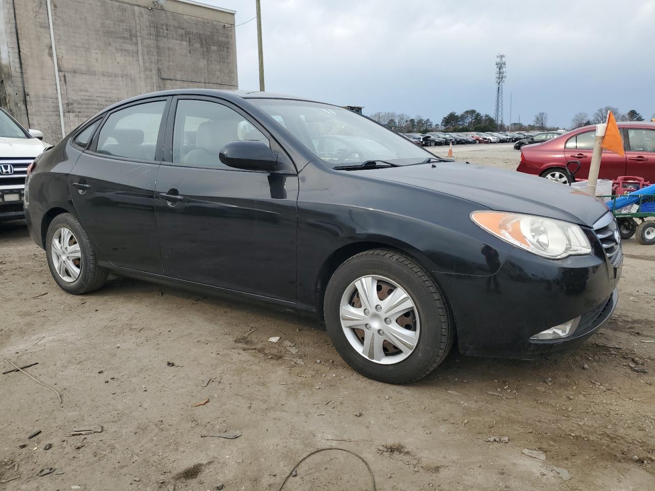 2010 Hyundai Elantra - Image 4