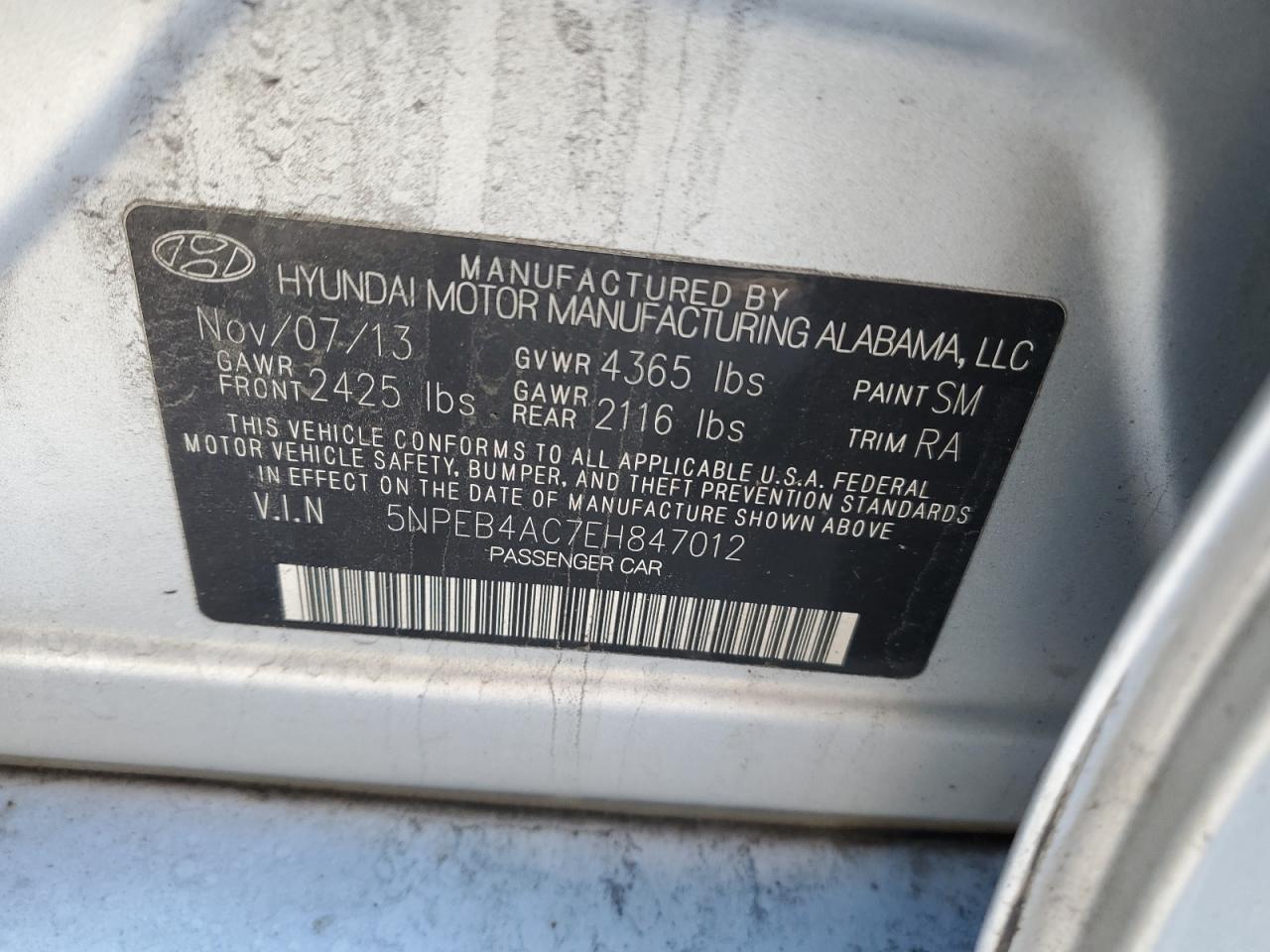 2014 Hyundai Sonata - Image 12