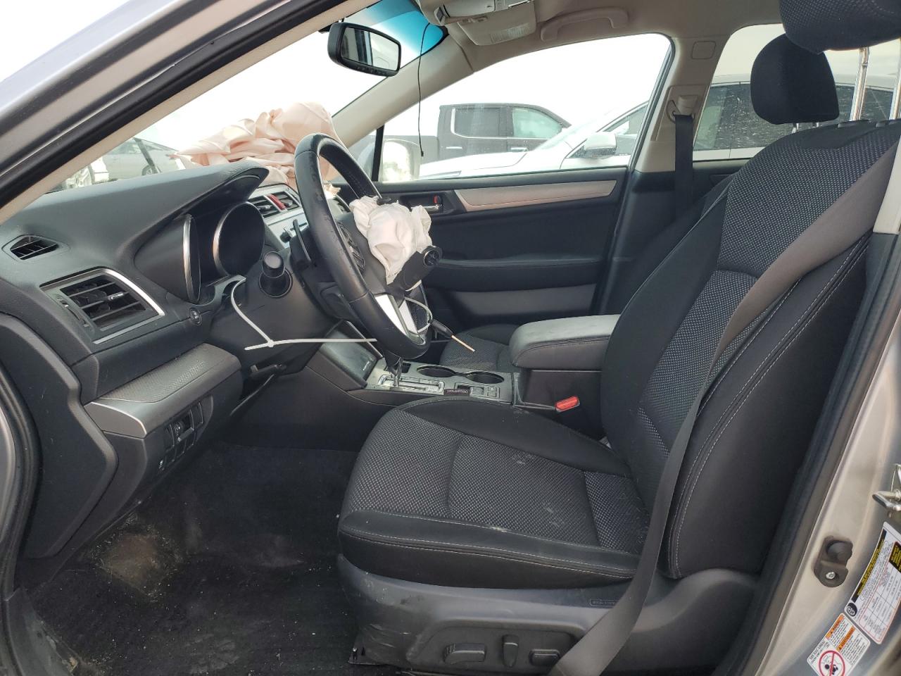 2015 Subaru Outback - Image 7