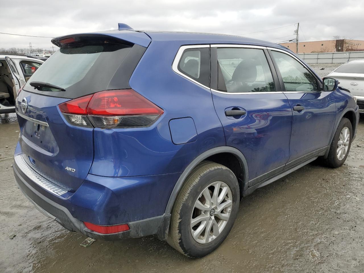 2019 Nissan Rogue - Image 3