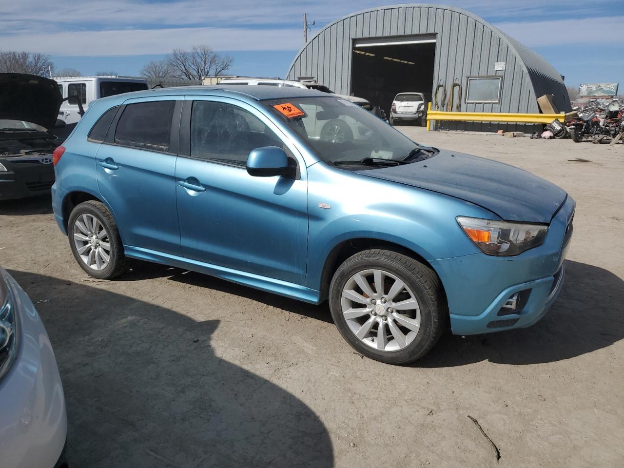 2011 Mitsubishi Outlander - Image 4