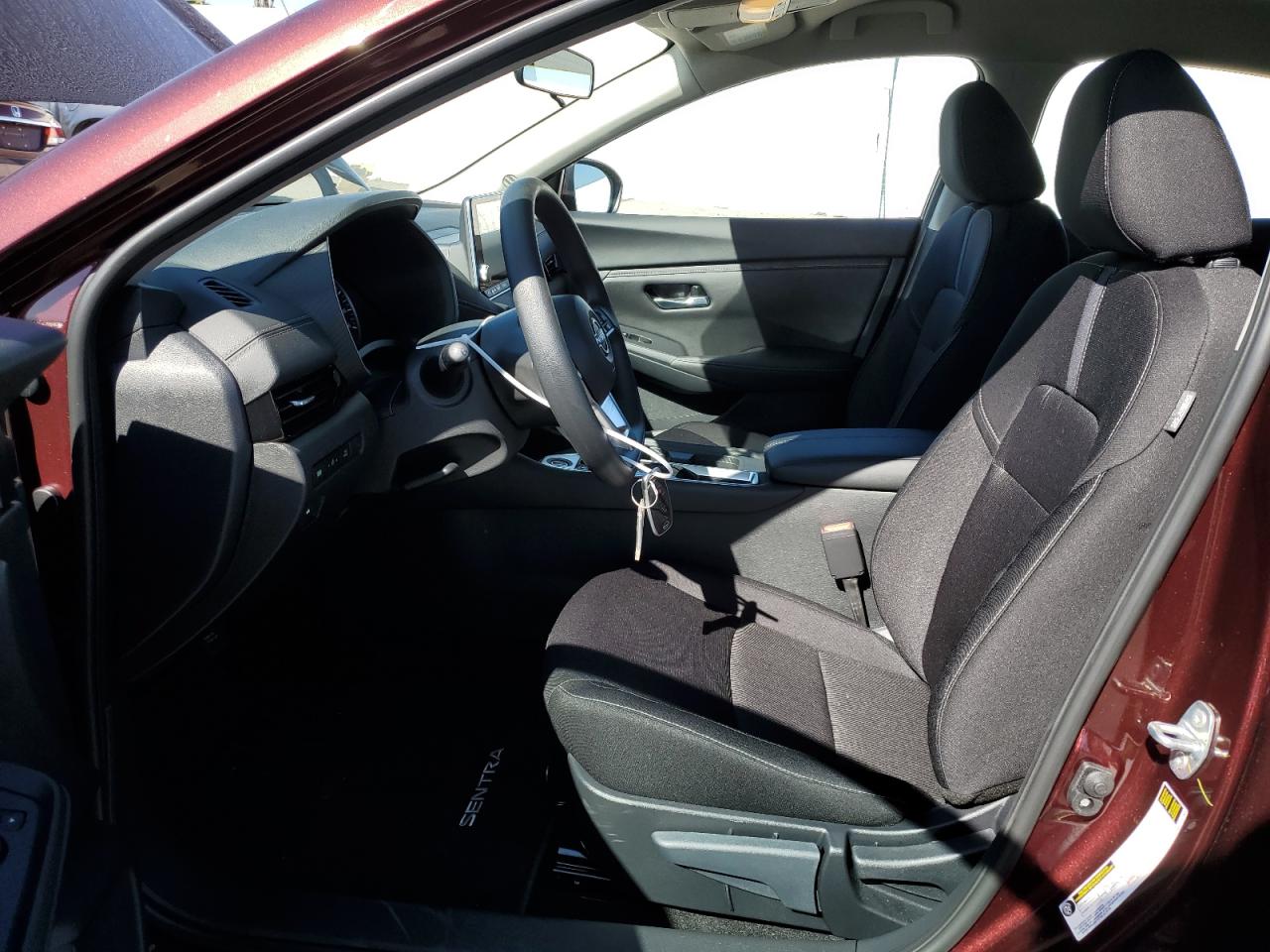 3N1AB8CV0SY277585 NISSAN SENTRA 2025