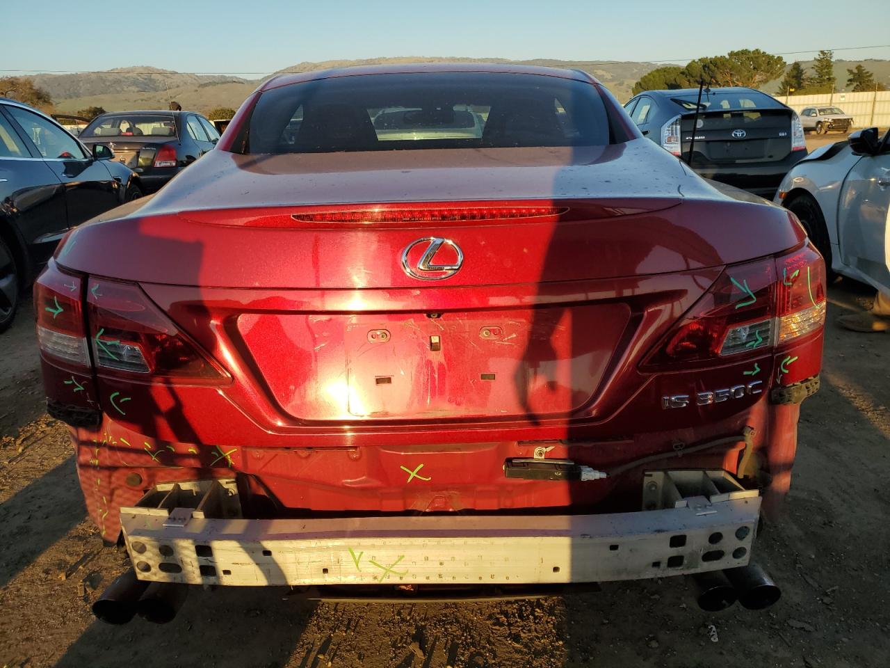 2011 Lexus IS - Image 6