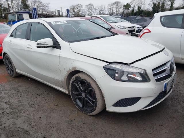 2013 MERCEDES BENZ A180 BLUEE