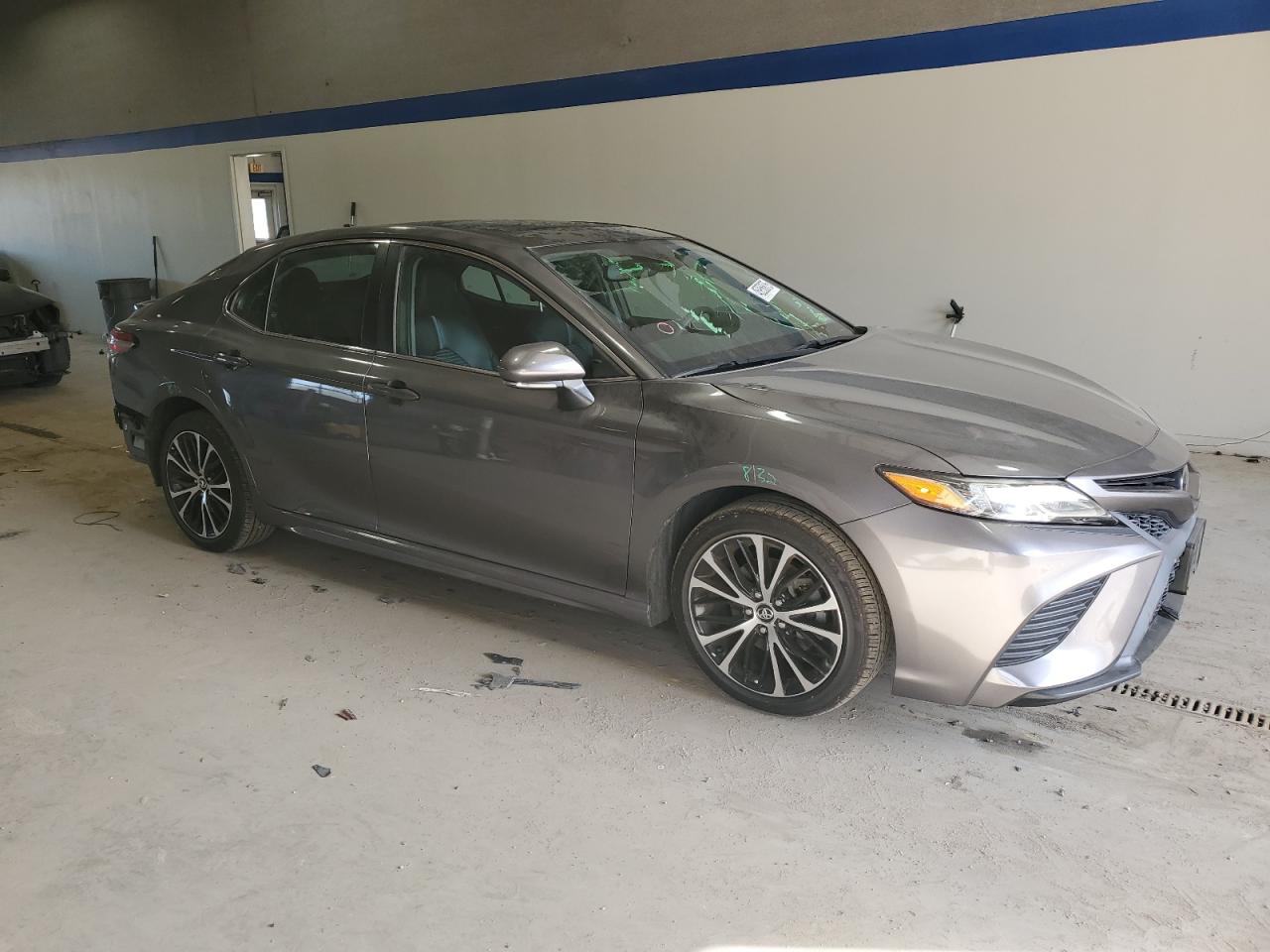 2019 Toyota Camry - Image 4