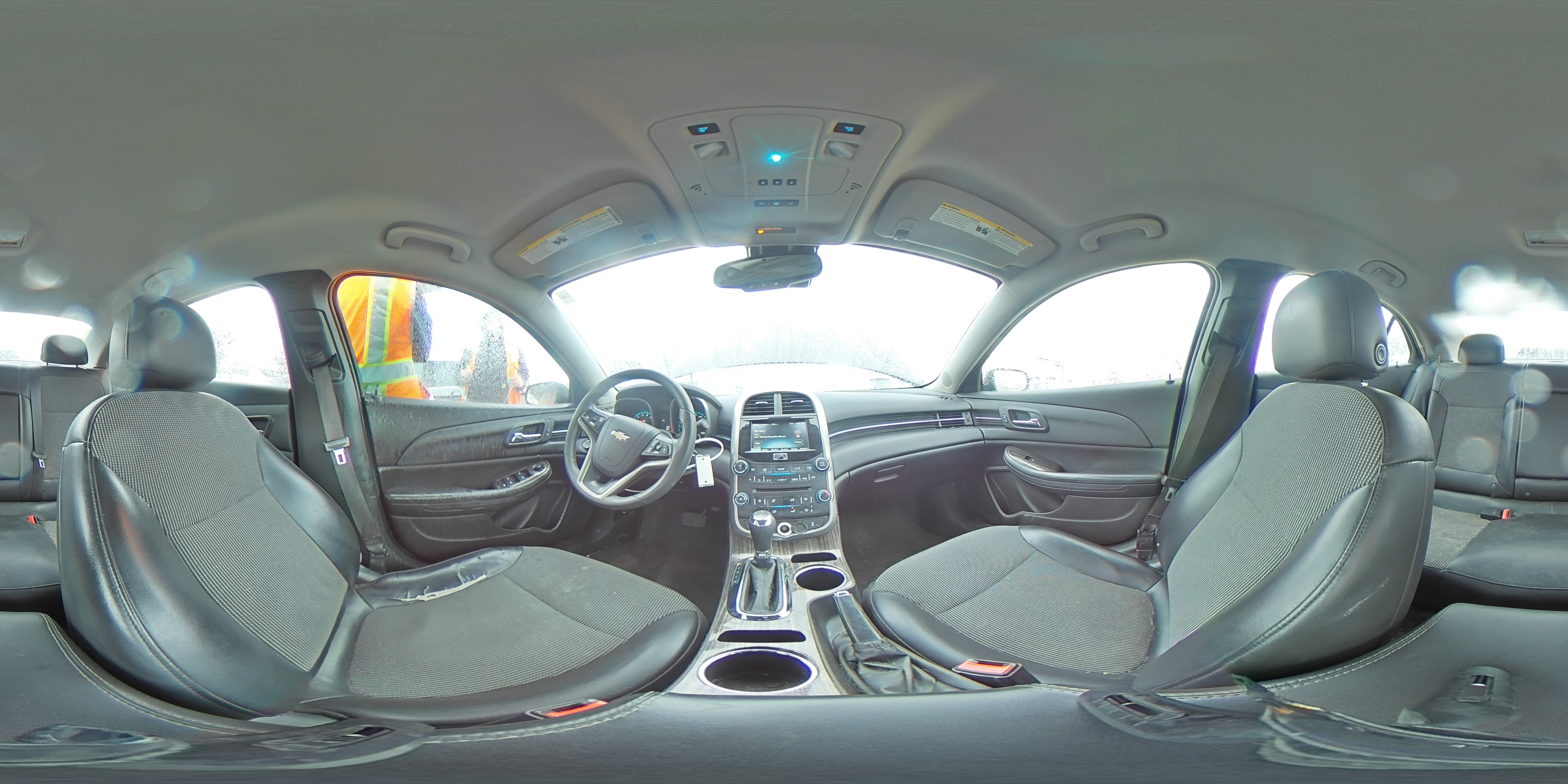 2015 Chevrolet Malibu - Image 13