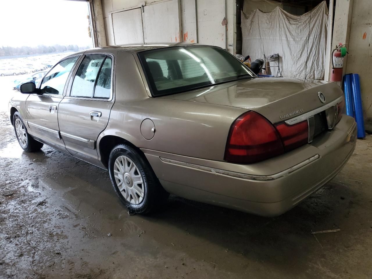2005 Mercury Grand Marquis - Image 2