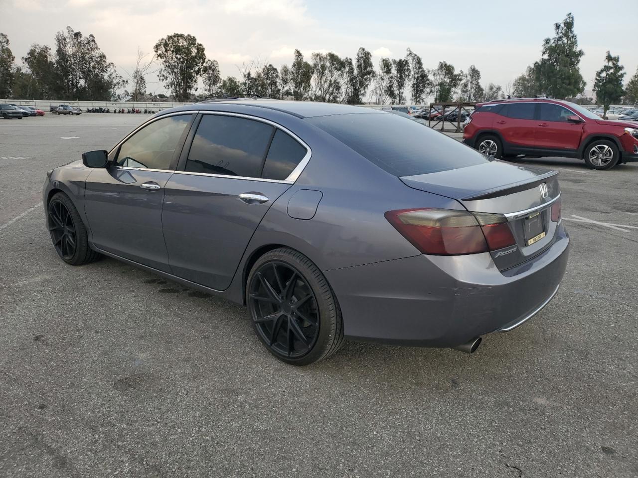 2015 Honda Accord - Image 2
