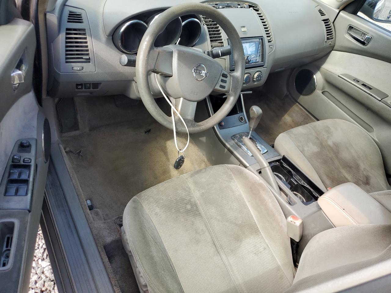 2005 Nissan Altima - Image 8