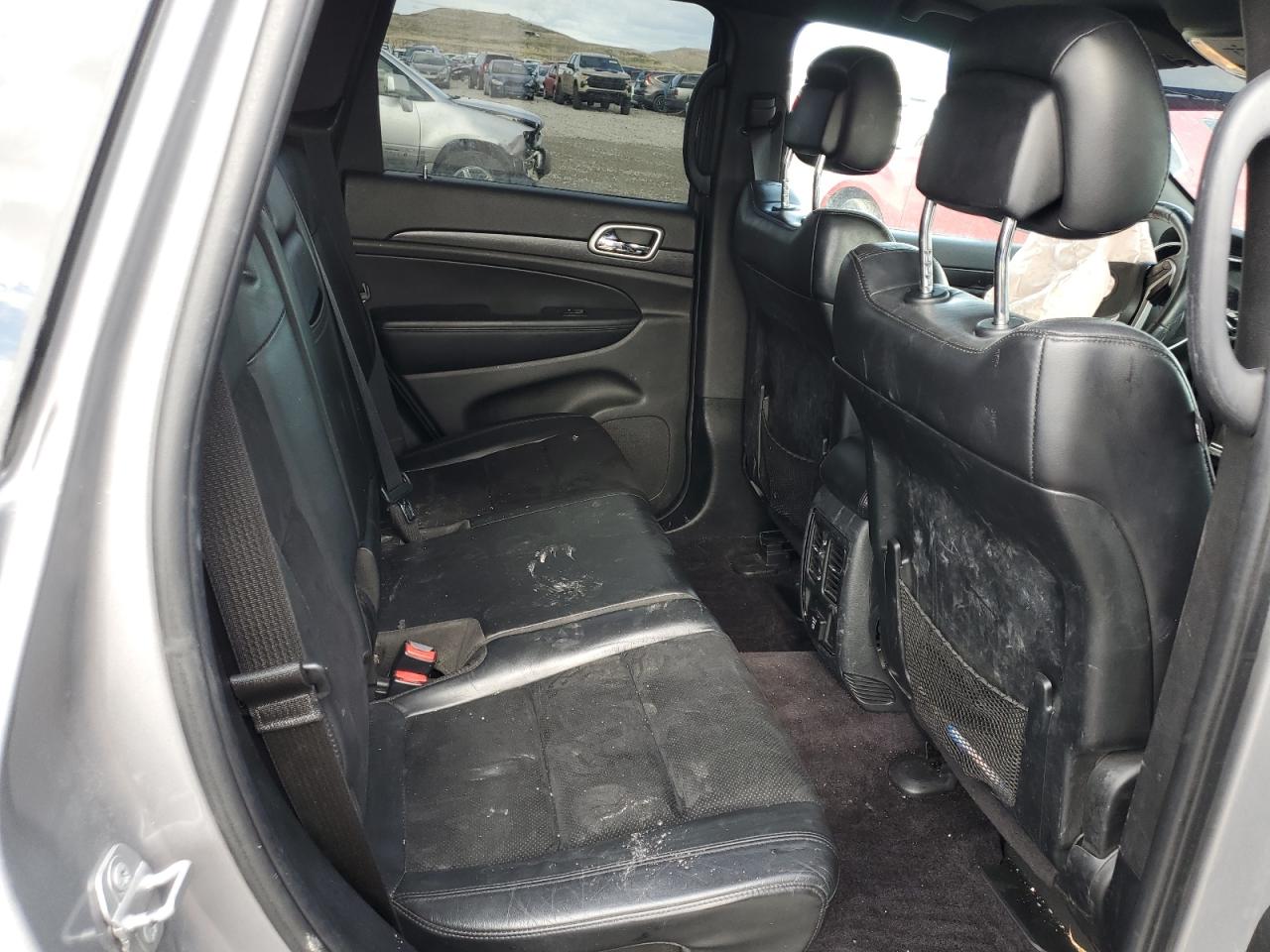2018 Jeep Grand Cherokee - Image 10