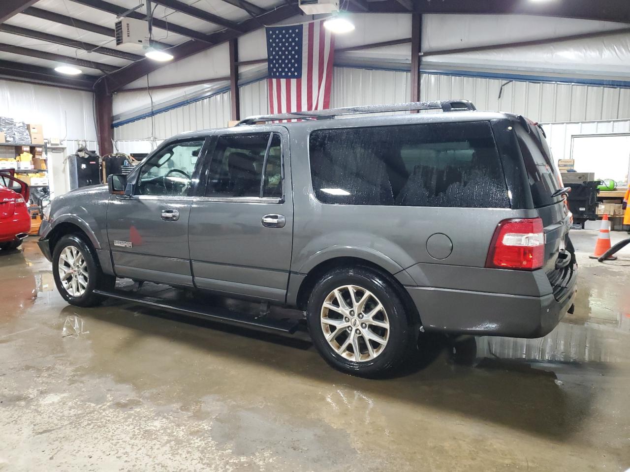 2015 Ford Expedition - Image 2