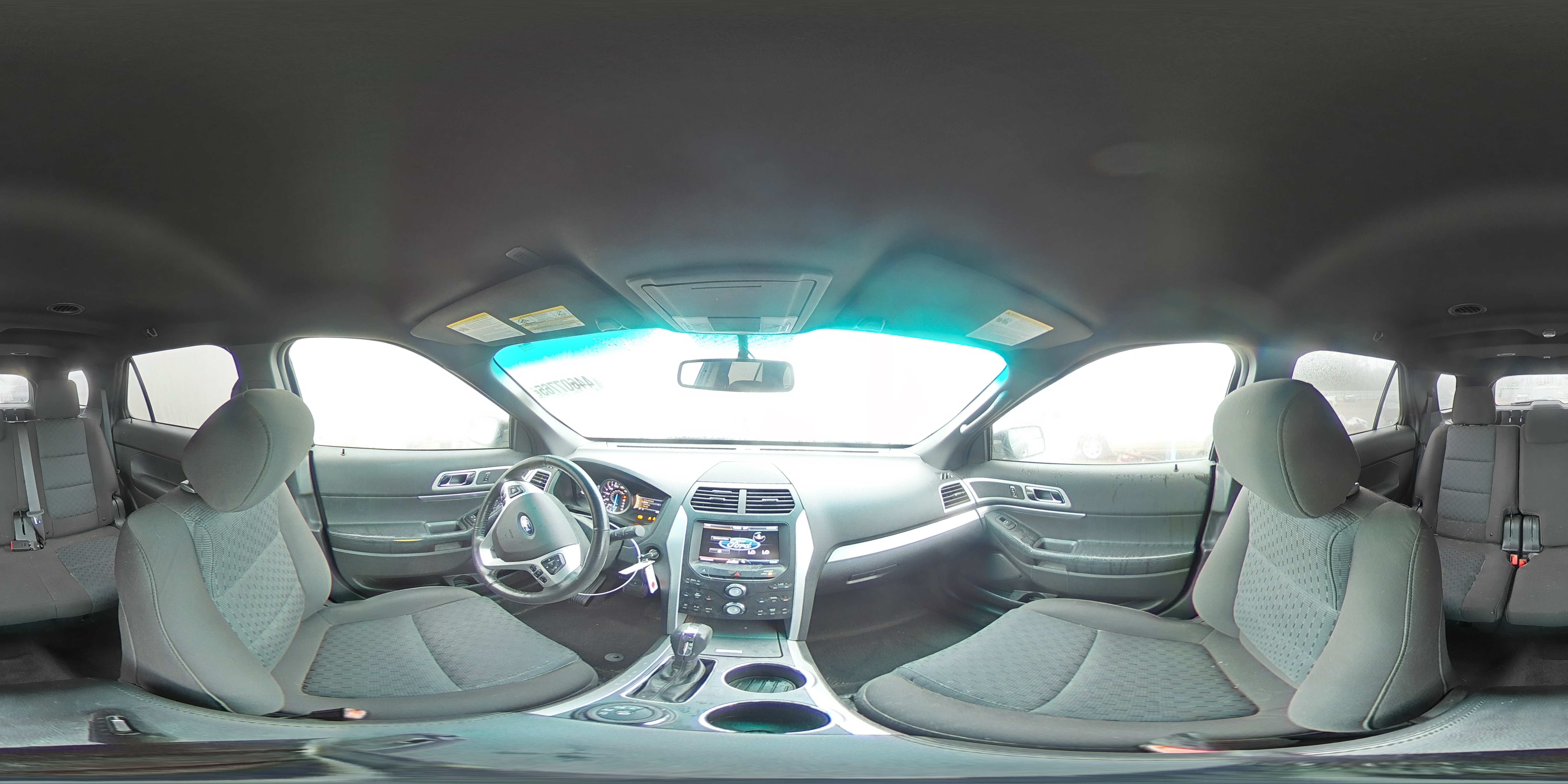 2013 Ford Explorer - Image 16