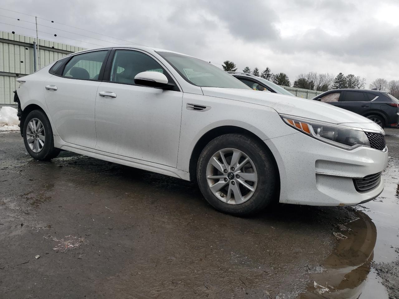 2017 Kia Optima - Image 4