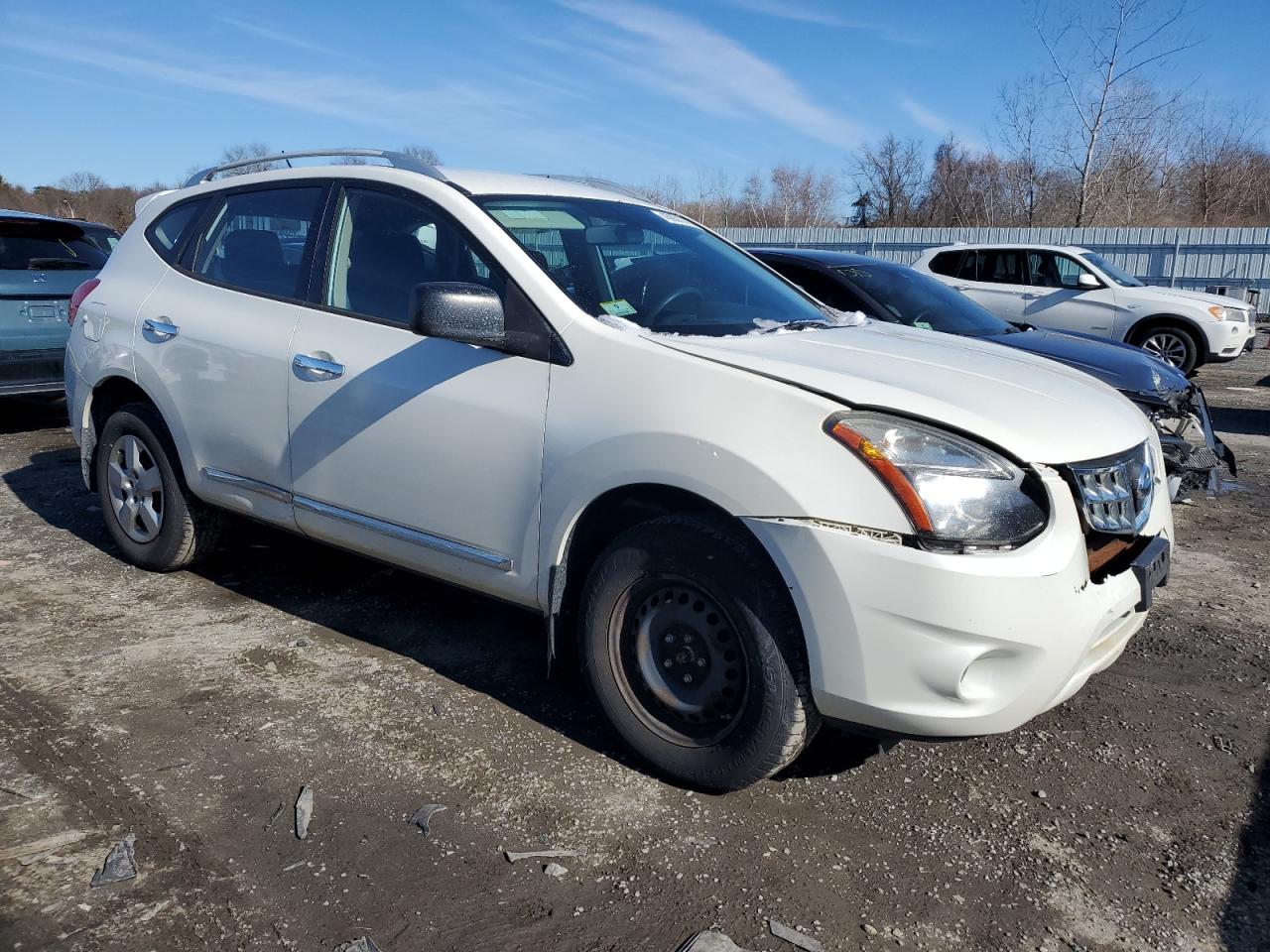 2014 Nissan Rogue - Image 4
