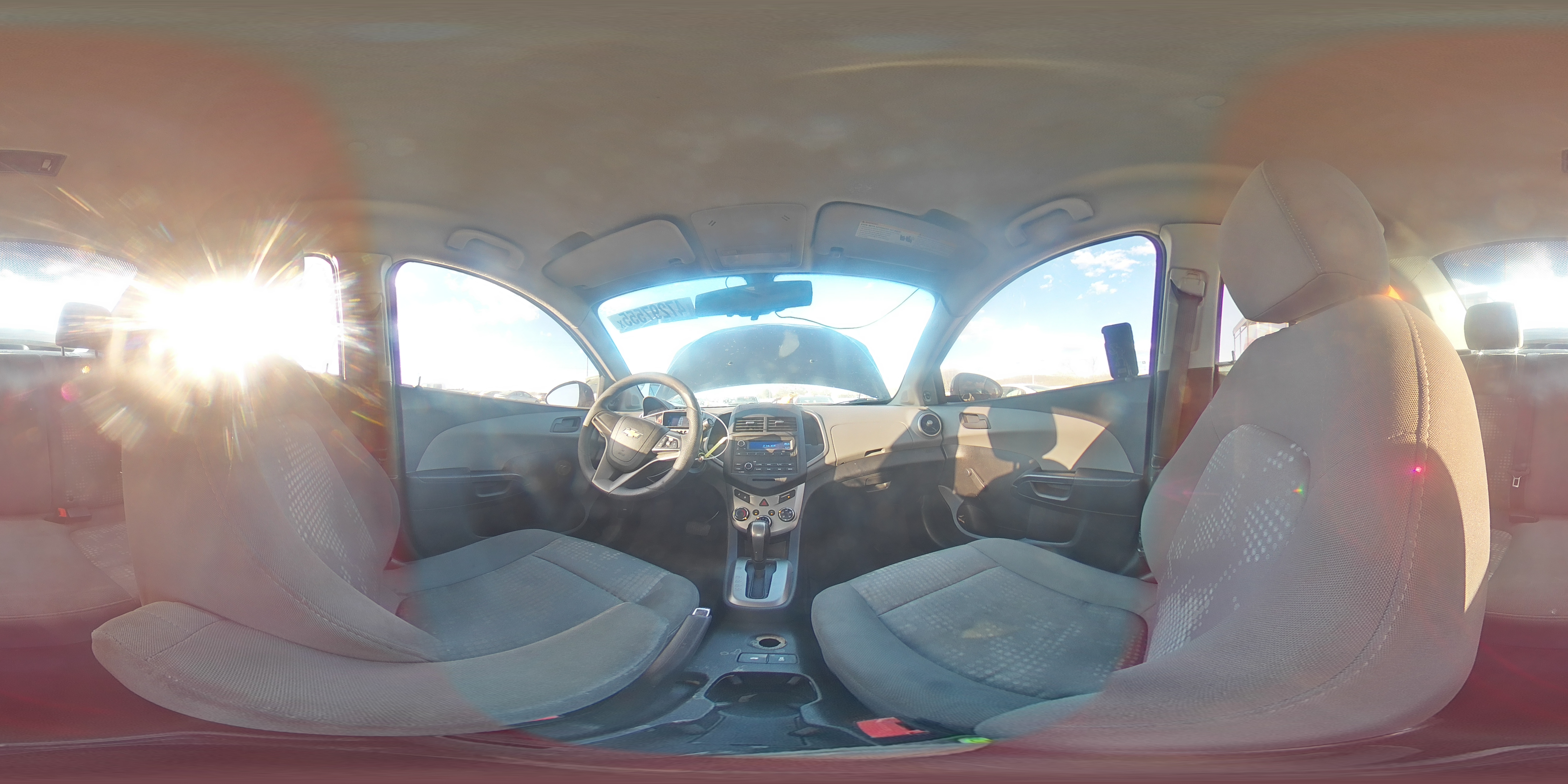 2015 Chevrolet Sonic - Image 15