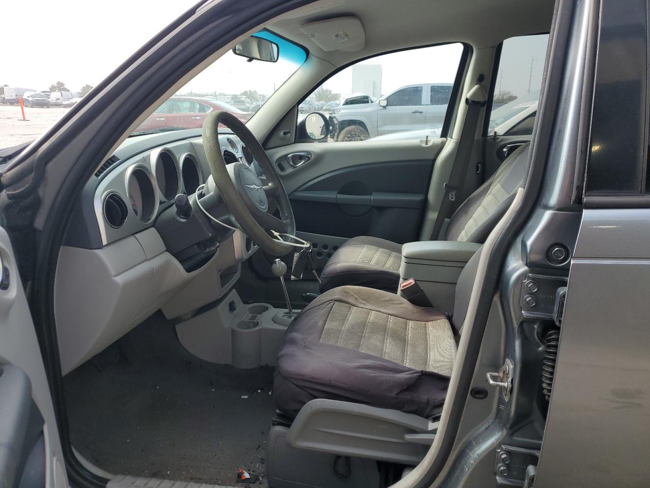 2009 Chrysler PT Cruiser - Image 7