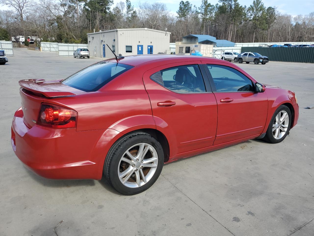 2012 Dodge Avenger - Image 3