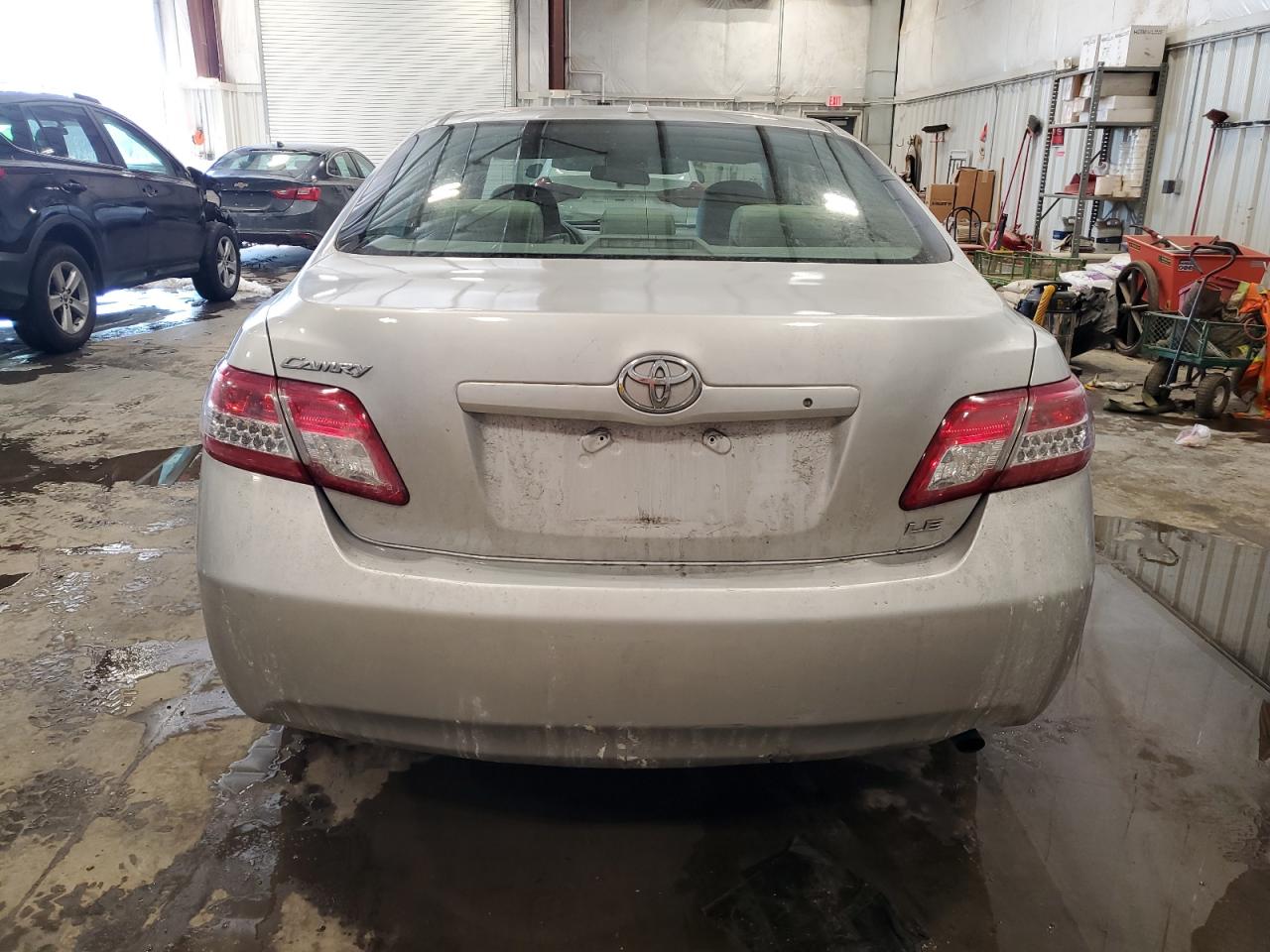 2011 Toyota Camry - Image 6