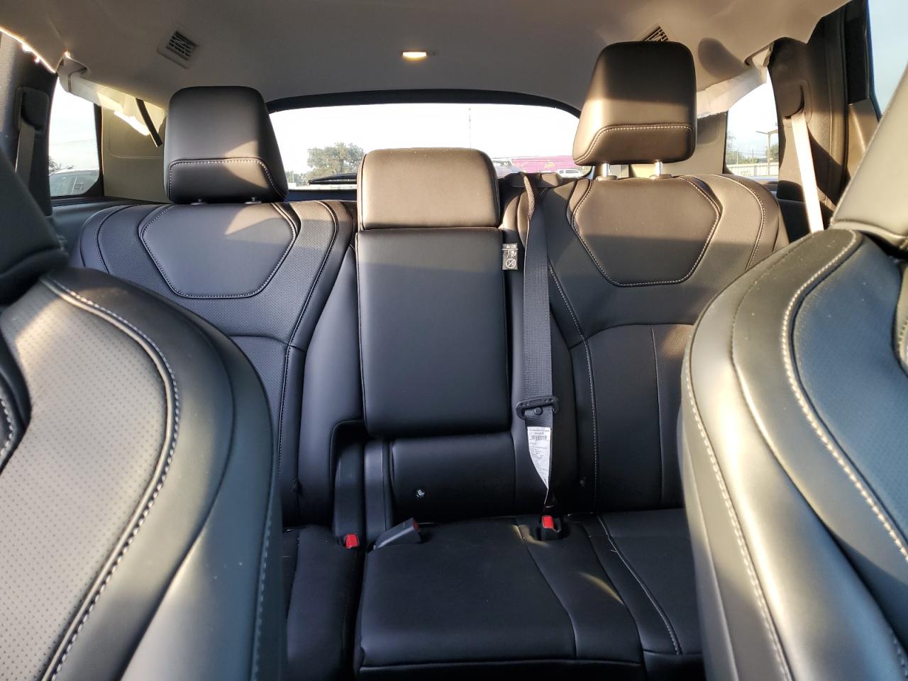 2024 Infiniti QX60 - Image 10