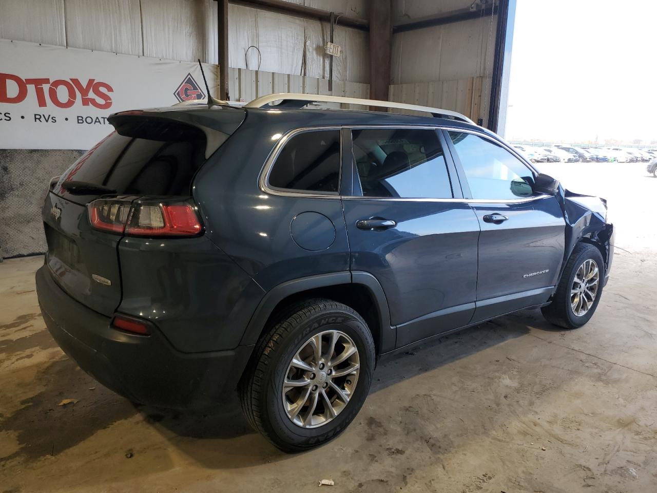 2019 Jeep Grand Cherokee - Image 3
