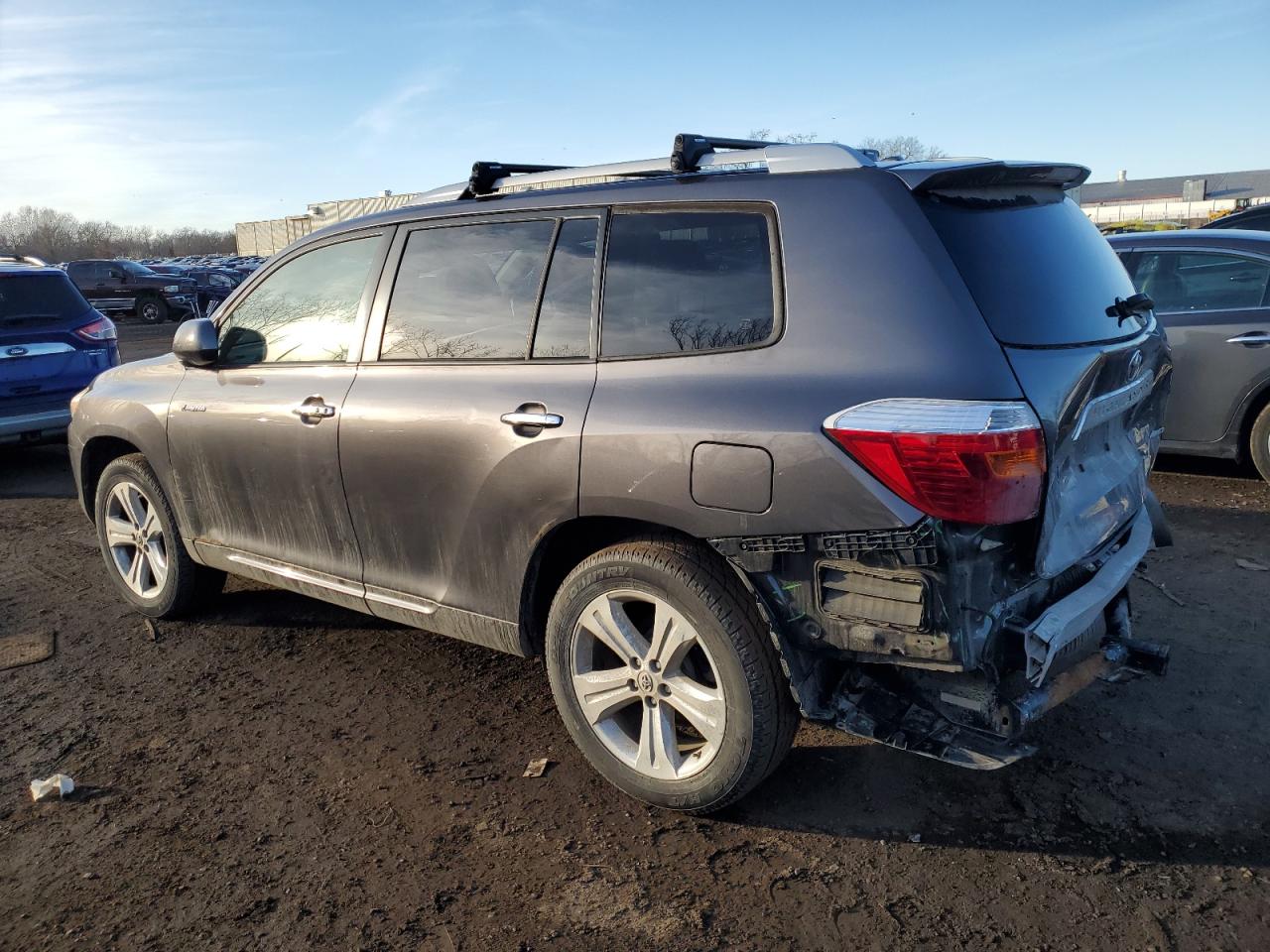 2010 Toyota Highlander - Image 2